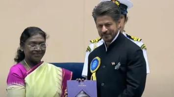 BJP, Congress spar over national award for Shah Rukh