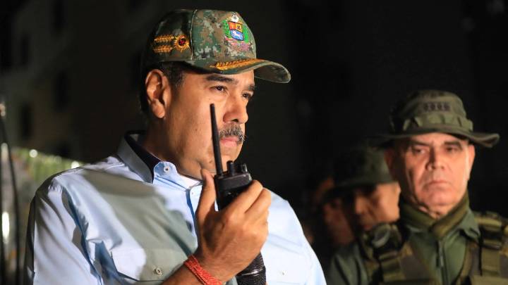 "Este pueblo no está solo": Maduro lanza operación militar de "resistencia" ante presencia de EEUU en el Caribe