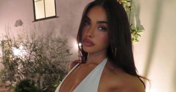 Madison Beer’s Photos From Tate McRae’s Concert Has Fans Calling Her an ‘Icon'