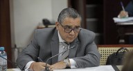 Buscan votos para botar a Juan Santiváñez con moción de censura