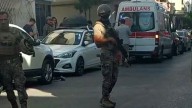 En video quedó captado el momento en que joven le quita la vida a dos policías: ¿qué pasó?