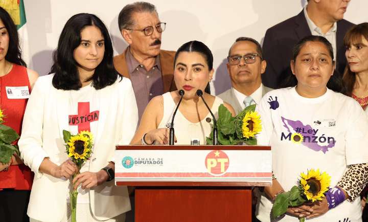 Presentan Ley Monzón en San Lázaro
