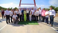 En ceremonia de Lunes Cívico, Secundaria Federal 9 de Mazatlán su nueva cancha de usos múltiples