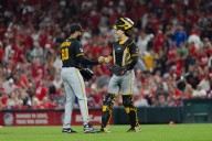 Pittsburgh le propinó una zancadilla a Cincinnati en su búsqueda del pase a playoffs (+Fotos)