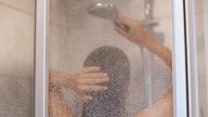 ¿No apto para débiles?: estos son los beneficios de ducharse con agua fría