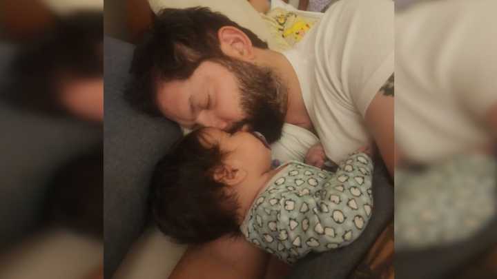 Las tiernas postales del Presidente Boric junto a su hija Violeta
