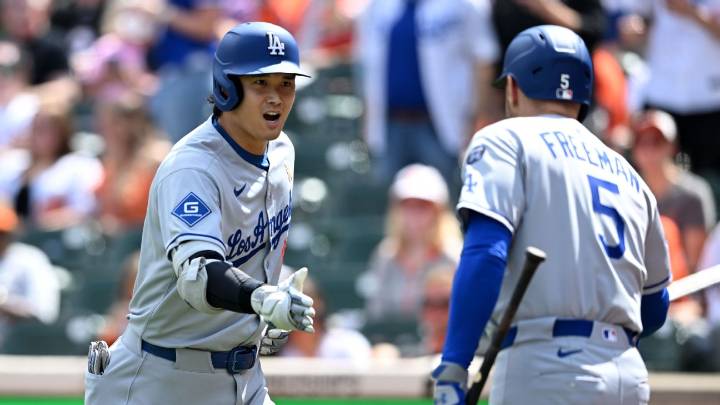 Shohei Ohtani homers twice to set tone for struggling Dodgers