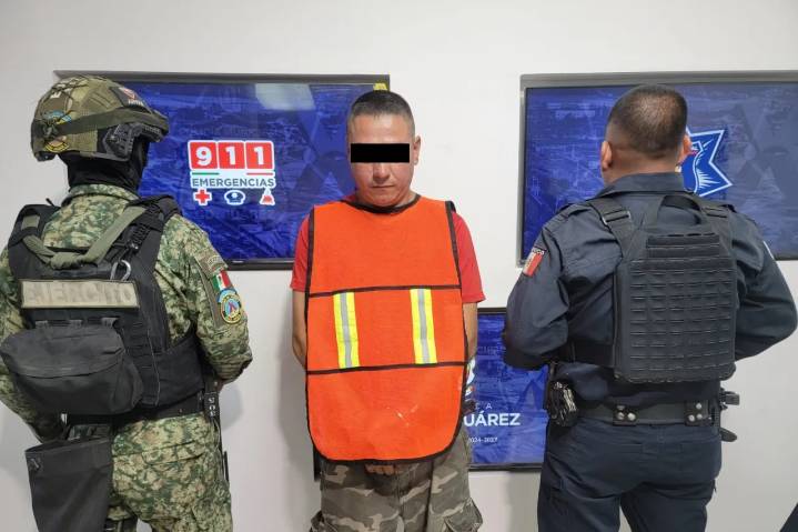 Detienen a hombre por golpear a su pareja