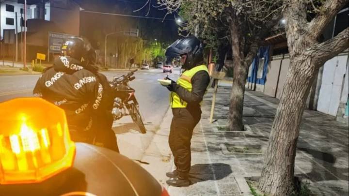 Fuertes críticas de Baggio a grupo de motoqueros que "provocan e intimidan" a los vecinos