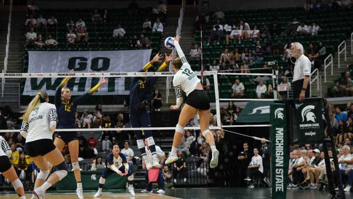 Photos: Michigan State defeats Michigan in volleyball in three straight set at Breslin