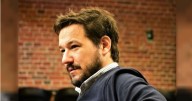 Escándalo de los audios por presuntas coimas: un periodista uruguayo desafía a la Justicia argentina y promete emitirlos