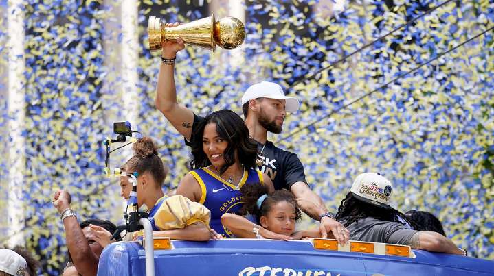 Ayesha Curry photo with Drake after Italy show goes viral