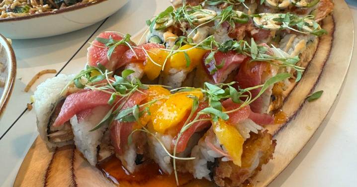 A high-end sushi restaurant closes on the Bay St. Louis beach. See what's opening next.