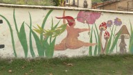 Un campamento en Álava, denunciado por obligar a los niños a ducharse juntos y con los cuidadores paseando desnudos