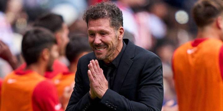 El emotiva reacción del Cholo Simeone tras el gol de Julián Álvarez que sentenció la victoria del Atlético al Real Madrid