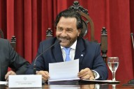 “Palomas de iglesia”. Un gobernador apuntó contra Milei y dijo que “es difícil” que las provincias lo acompañen