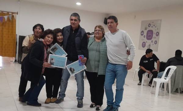 Reconocimiento a vacunadoras jubiladas en Buenos Aires Chico