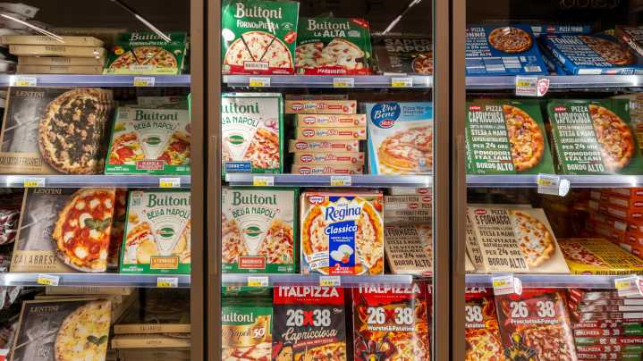 The Popular '90s Pizza Style That's Still Delicious Today