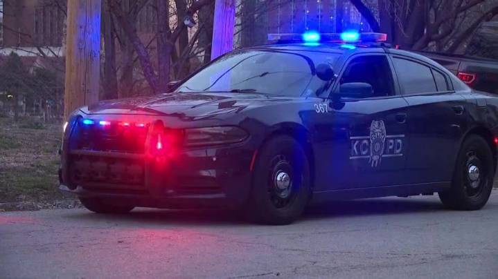 Two men shot, killed outside grocery store in Kansas City
