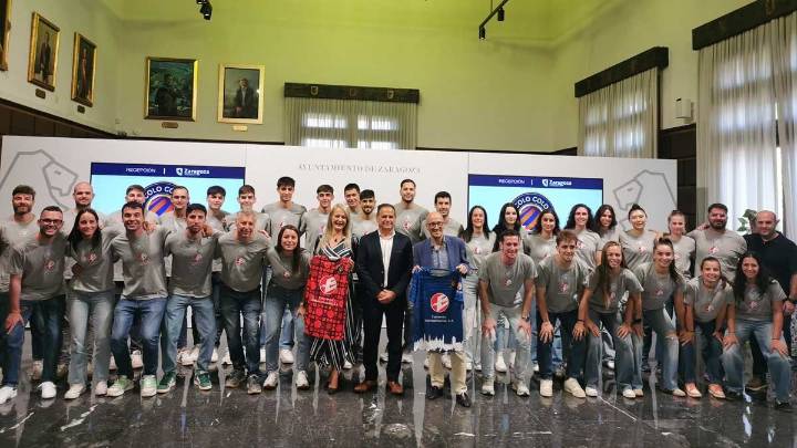 El Ayuntamiento de Zaragoza recibe al Colo Colo FS tras consolidar su doble presencia en Segunda