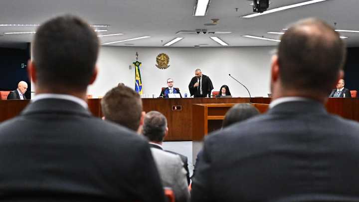 El juez Moraes asegura que Bolsonaro lideraba un complot para perpetuarse en el poder y asesinar a Lula da Silva