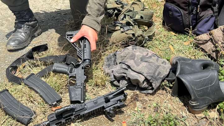 Policía incauta fusil modificado en el Cauca y frustra posible atentado