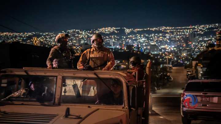 Ejército decomisó droga, armas y detuvo a 365 personas en mes y medio BC