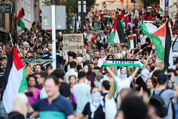 Tras el escándalo en la Vuelta a España, Sánchez pide que Israel sea excluido de todas las competencias internacionales