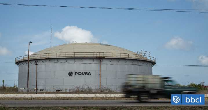 La estatal petrolera de Venezuela asegura que su producción "crece" pese a "sanciones y amenazas"