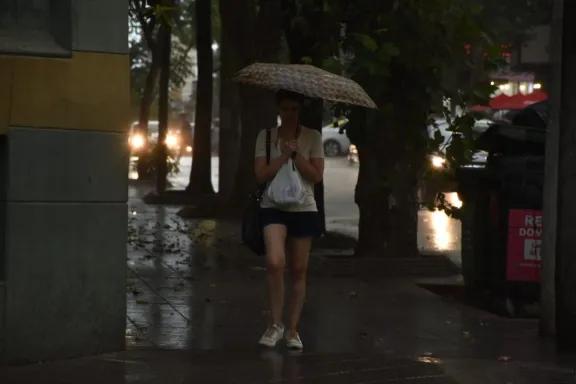Advertencia amarilla: anticipan lluvias y tormentas desde la madrugada del sábado