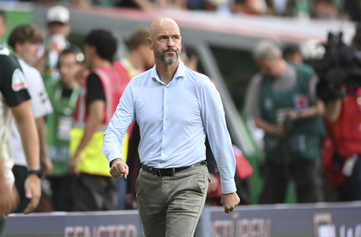 Leverkusen despide al entrenador Erik ten Hag después de tres partidos al mando