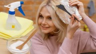 ¿Usas bicarbonato de sodio para oscurecer las canas? esto dice la ciencia
