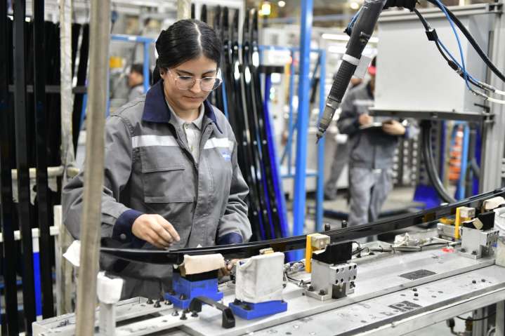Cae 62% generación de empleo en agosto