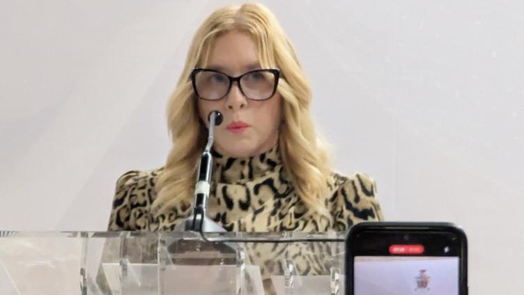 Presentó Ana Estrada cuarto informe de la Sindicatura