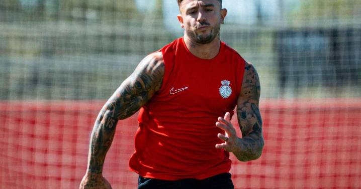 Pablo Maffeo descarta irse a Brasil y Ortells impide su marcha al Alavés