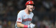 Tyler Stephenson hits game-winning homer after robbery