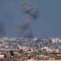 Israel says to open new route for Gazans fleeing embattled city