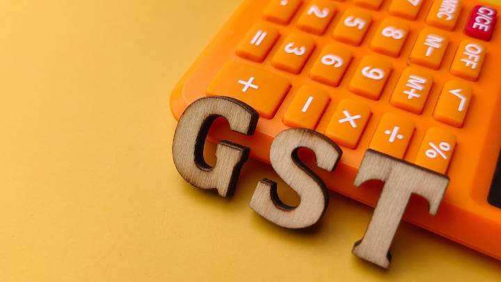 Centre Tightens Scrutiny Of Online Retailers To Ensure GST Savings Reach Consumers