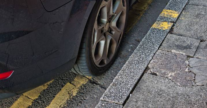 Blue badge holders issued warning over 'common' yellow line parking error