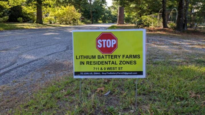 Duxbury residents speak out over proposed 'battery farm'