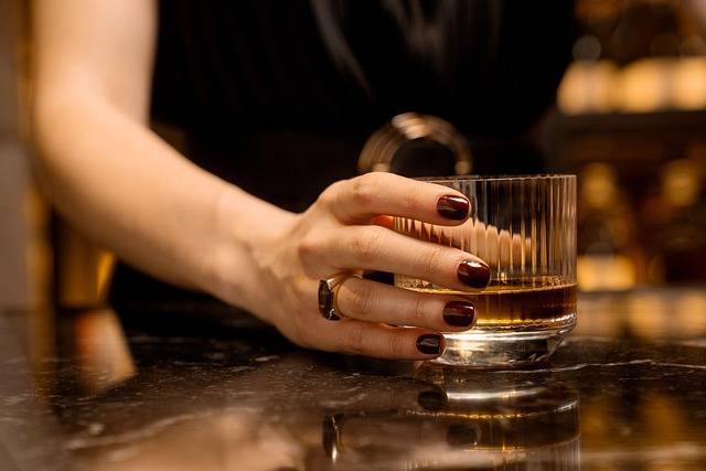 Conduce seguro este 18: las penas por alcohol y conducción que debes conocer