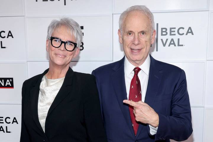 Jamie Lee Curtis Reveals 'the Only Thing' Husband Christopher Guest Knows How to Cook Her