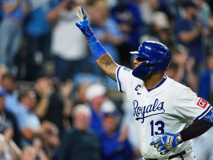 Salvador Pérez cerca de los 300 jonrones