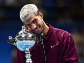 Alcaraz reina en Tokio; será baja en Shanghái