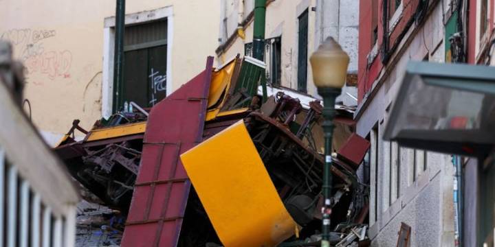 Las autoridades portuguesas revelaron la causa del accidente del funicular que dejó 16 muertos en Lisboa