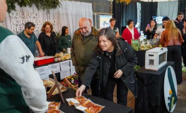 Ministra, en la Expo de Realicó: “Buscamos acompañarlos en todas las actividades”