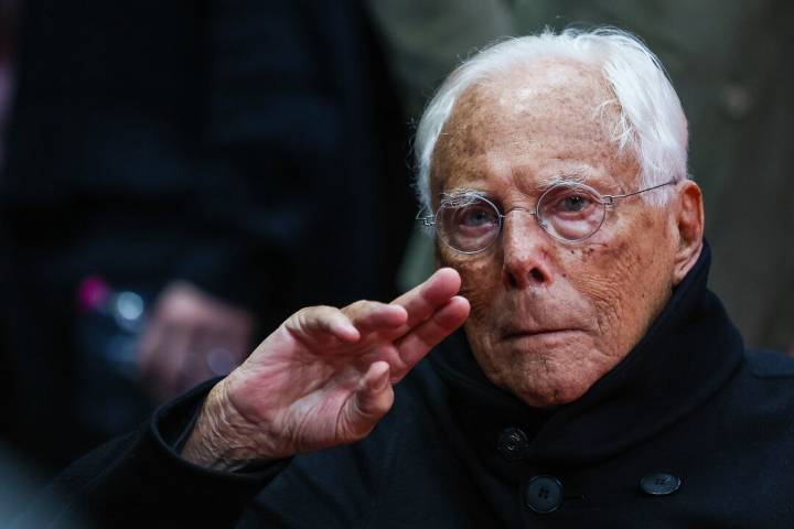Muere el diseñador italiano Giorgio Armani a los 91 años