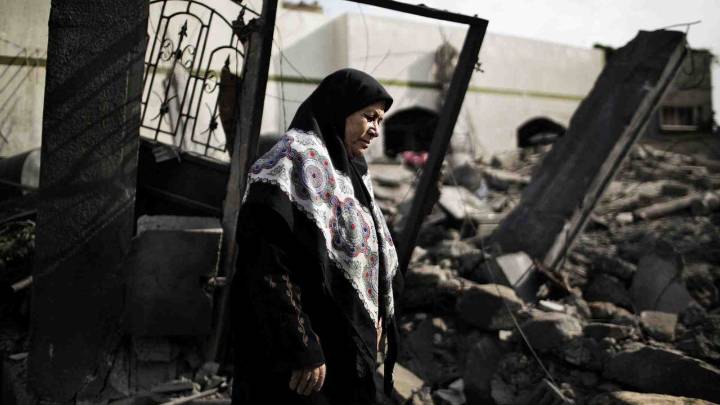 Comisión investigadora de la ONU dice que se está cometiendo un "genocidio" en Gaza mientras Israel lanza un ataque terrestre contra el enclave palestino
