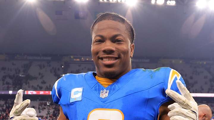 Chargers say LB Daiyan Henley is questionable to play Monday due to illness