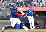Alejandro Kirk guía a Toronto a su primer título divisional en 10 años